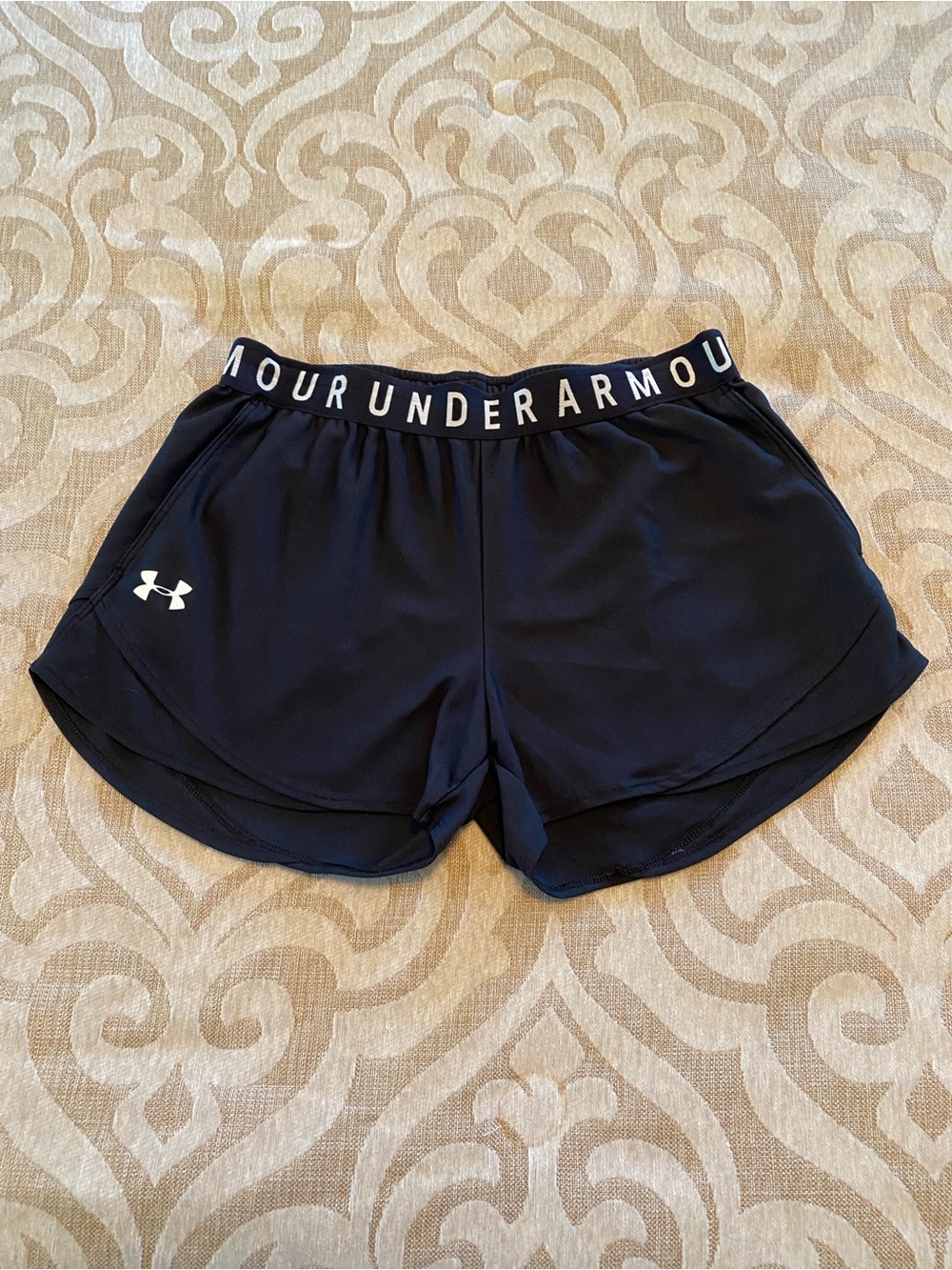 Under Armour HeatGear Black Loose Fit Running Shorts Medium - Picture 3 of 11